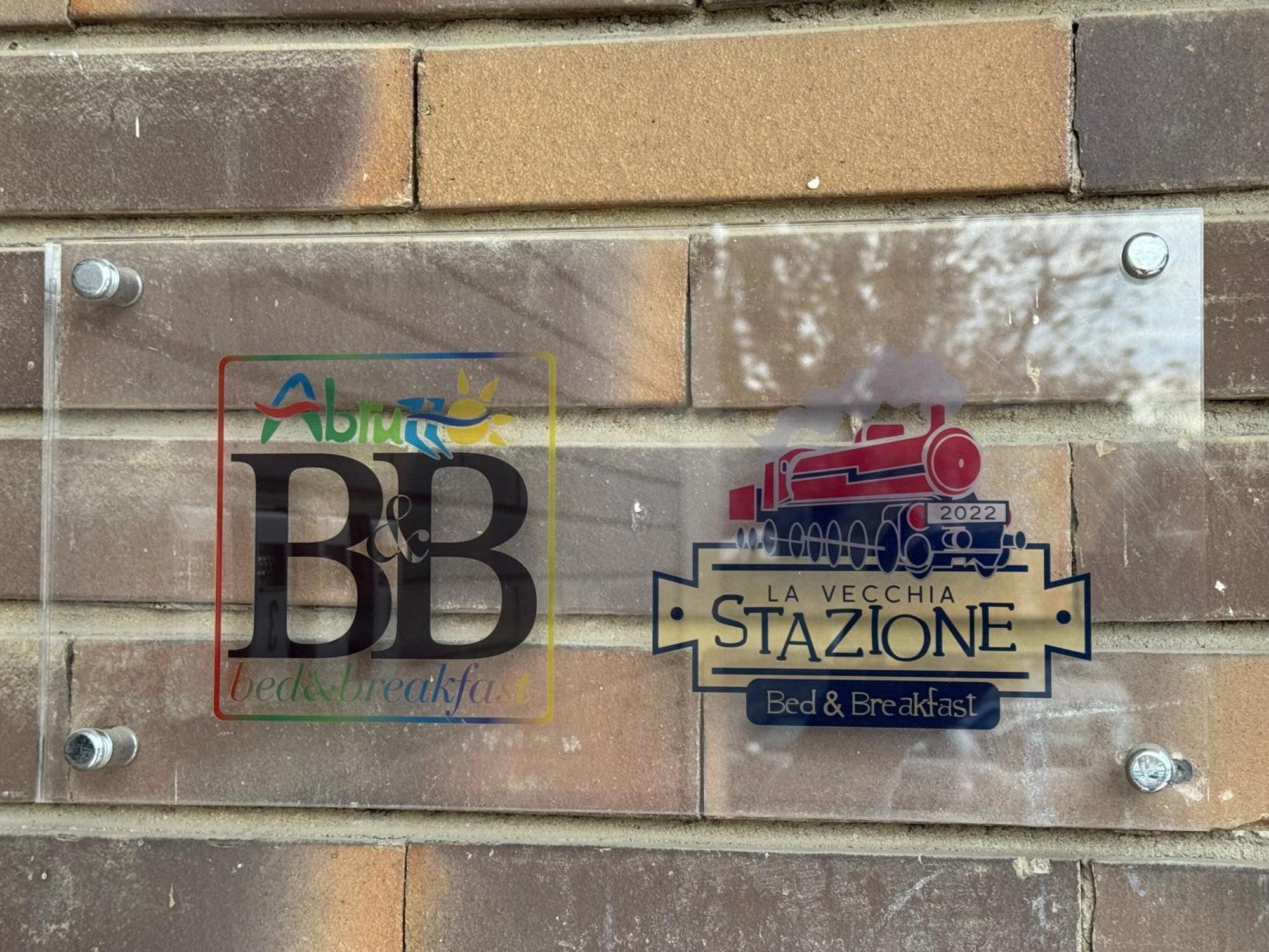 La Vecchia Stazione B&B Васто Екстер'єр фото